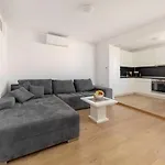 Era Apartamento Ankaran