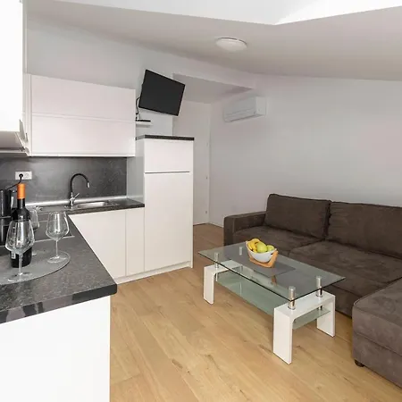 Apartment Era Ankaran