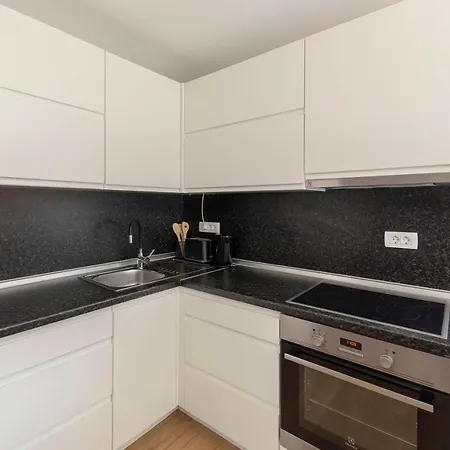 Era Apartment Ankaran